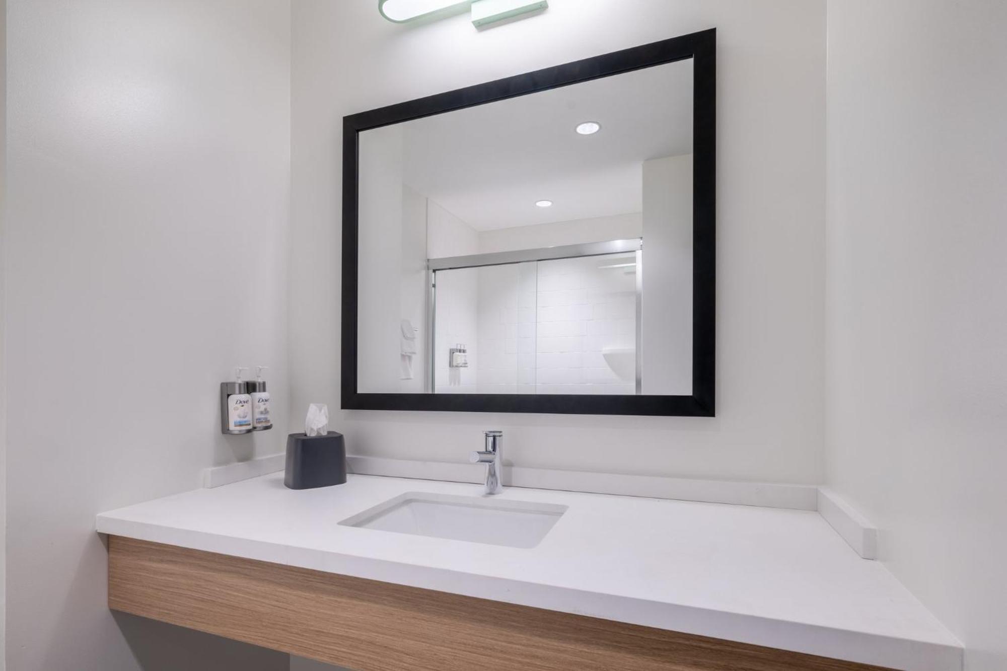 Garner Hotel Virginia Beach North By Ihg Екстериор снимка